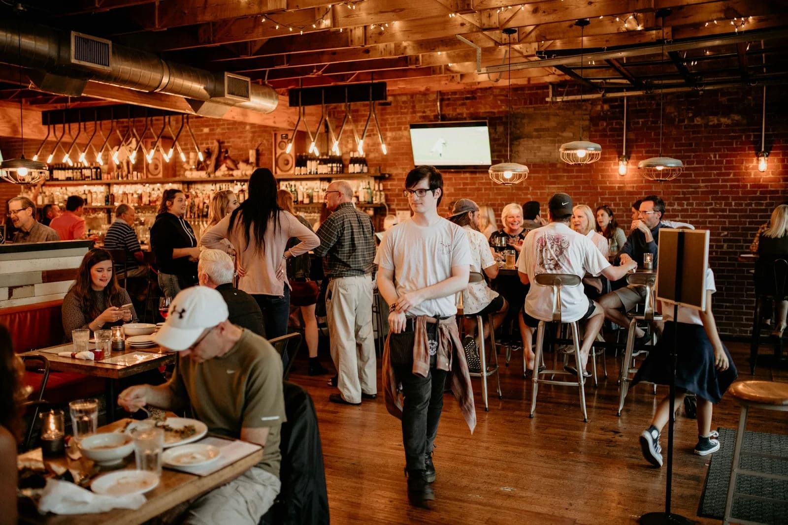 Robo Dining in Hanmer Springs: What to Expect at a Cafe Bar